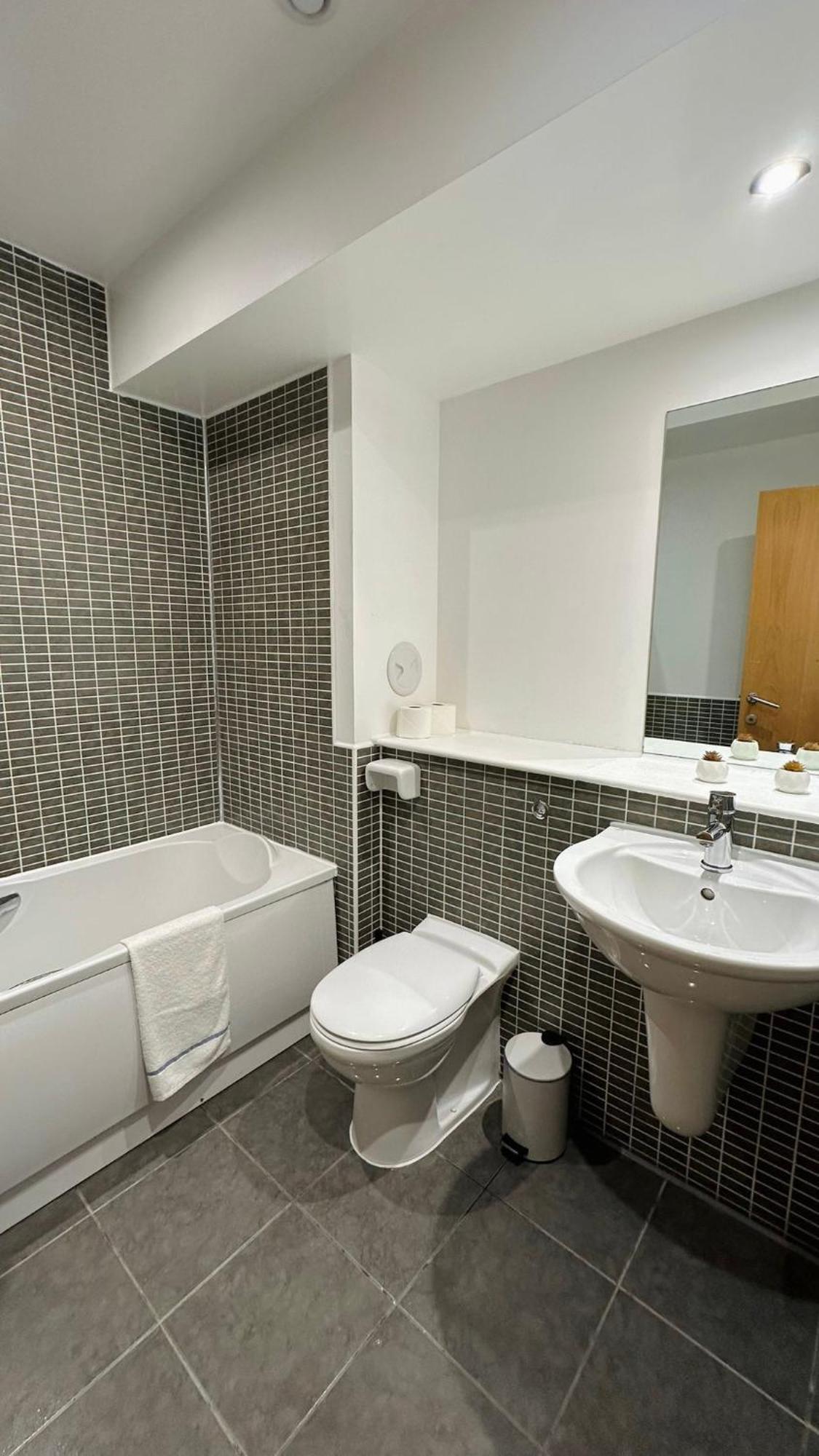 Britannia Apartments EDI Kültér fotó